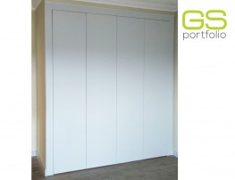 Lacquered hinged wardrobe - Serie 4
